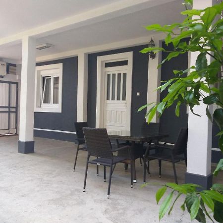 Luka Apartment Ulcinj Eksteriør bilde