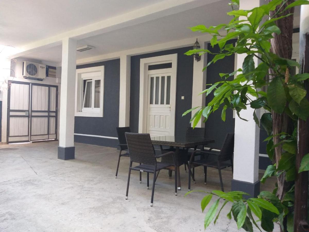 Luka Apartment Ulcinj Eksteriør bilde